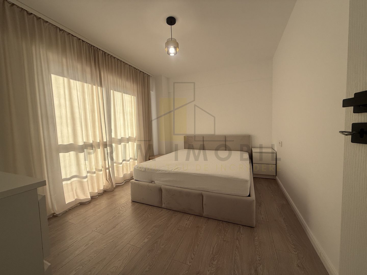 Apartament modern, Blog nou, Parcare subterana, Platou Galata - Poză 16