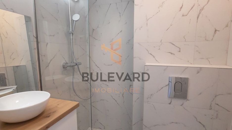 Apartament ultrafinisat de 80 mp + terase 32 mp, parcare subterana! - Poză 13