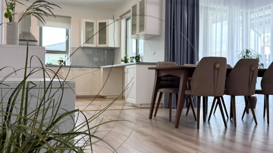 Nature&Comfort**4 Room Villa Corbeanca**Commission 0% - Poză 14