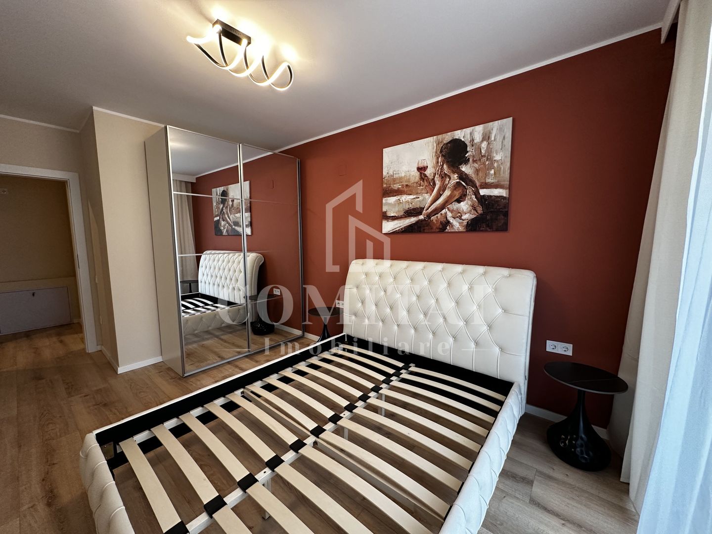 Apartament la cheie | 2 dormitoare | Etaj intermediar | Eroilor - Poză 9
