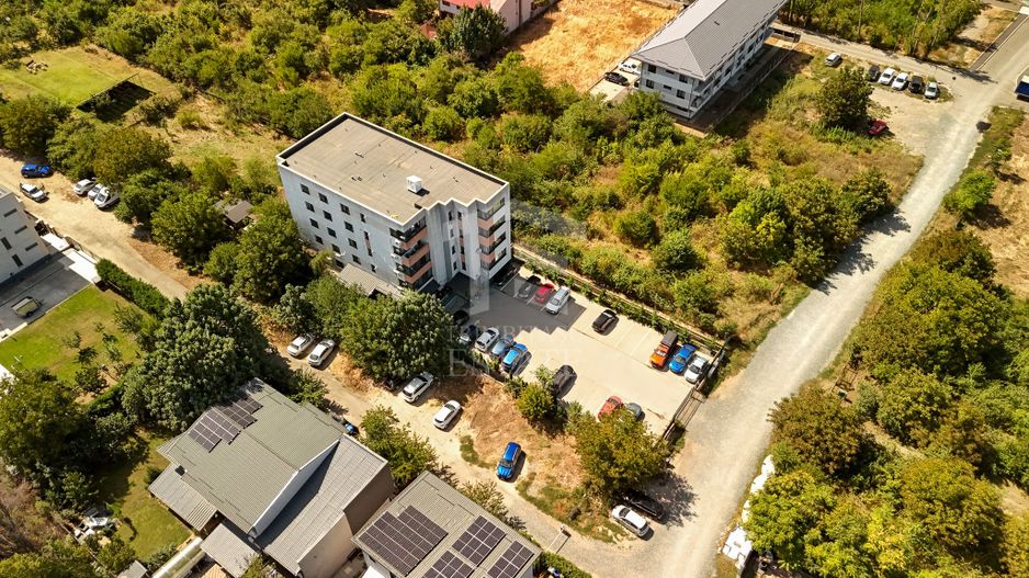 Teren intravilan 1.200 mp, doua loturi, Sector 6 - Poză 7