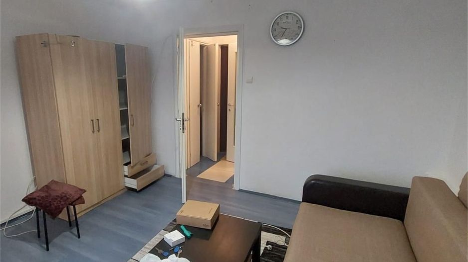 Garsonieră călduroasă, balcon, utilități incluse în pret, etaj 3 – Ion Mihalache - Poză 3