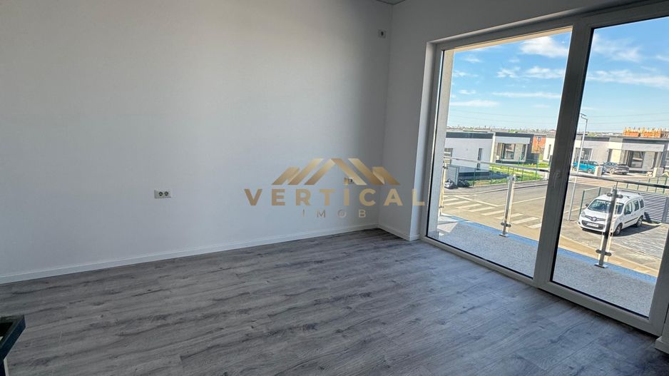casa in comunitate - Poză 14