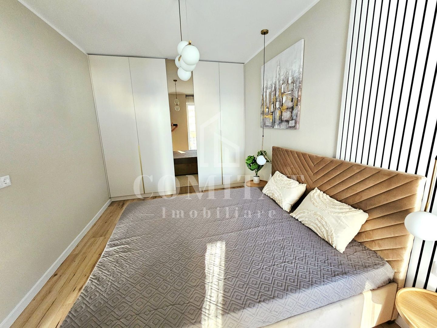 Apartament ultrafinisat | Etaj intermediar | Zona Str Tineretului - Poză 22