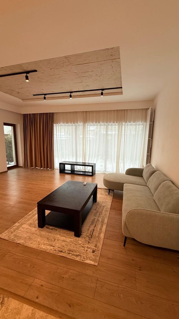 Vila individuală | 4 camere + birou | 300 mp | 3 parcări | Pipera - Poză 1