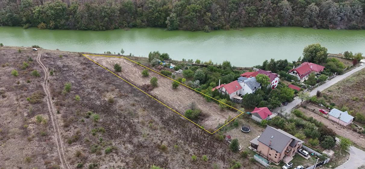 Teren Intravilan de vanzare 3778 mp Branesti Strada Violetelor - Poză 1