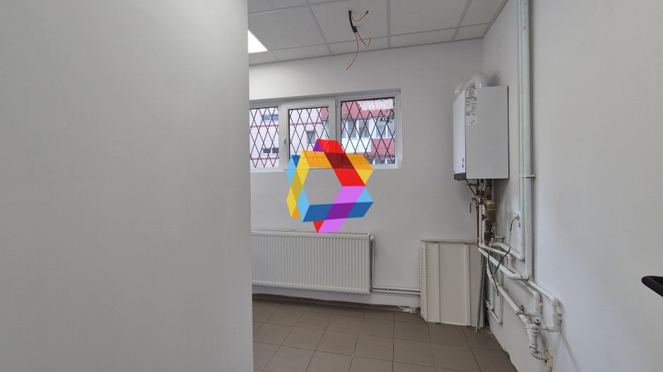 Spatiu comercial de inchiriat Brasov cu vad - 192 mp - Poză 8