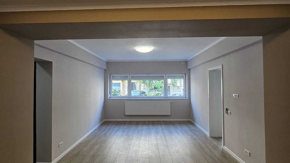De inchiriat apartament 3 camere Romana sect 2 - Poză 1
