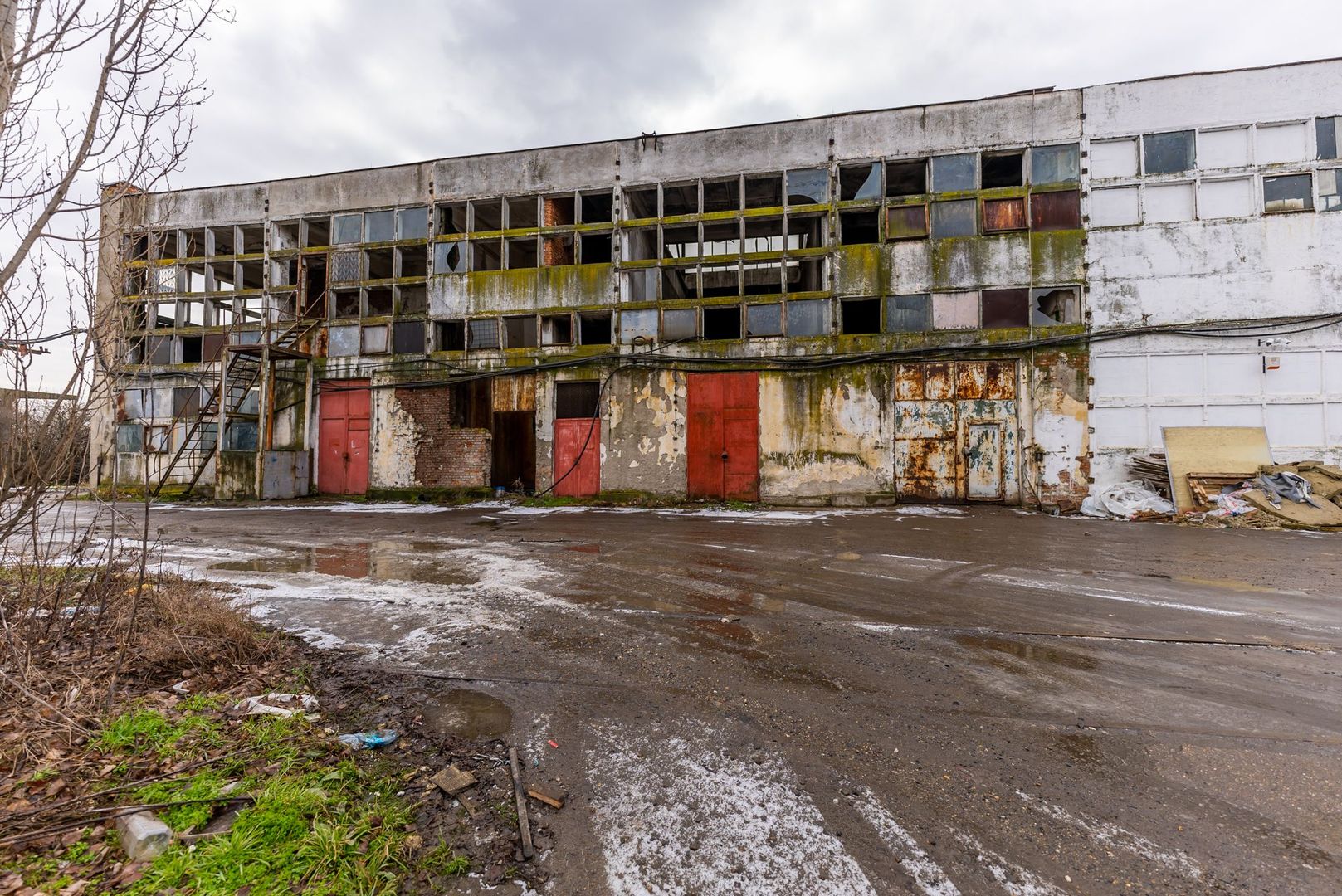 Hală pretabilă confecții metalice Vladimirescu - Poză 14