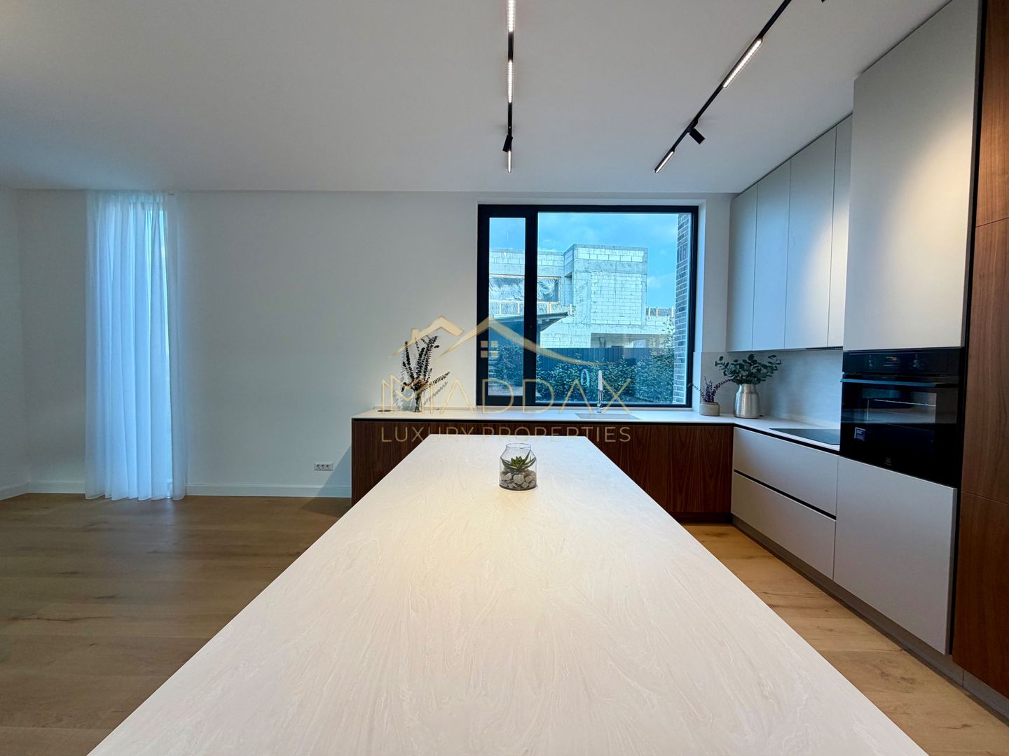 Vila Exclusivista in Mijlocul Naturii *959mp teren*/ 420mpc / Balotesti - Poză 12