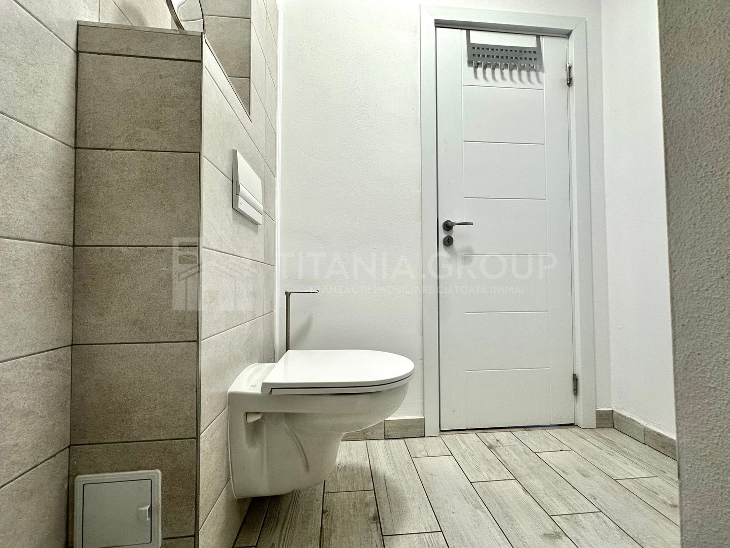 Casa mobilata modern, cu 3 camere de inchiriat - Sanpetru - Poză 12