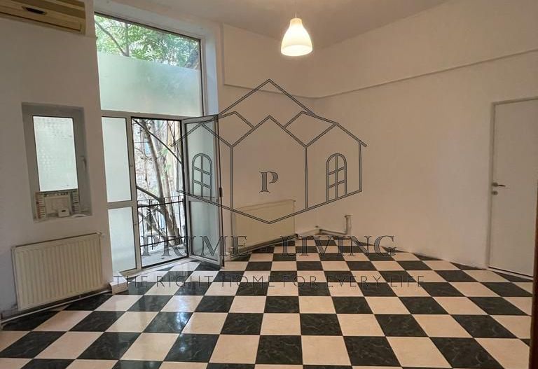 Apartament de 5 camere cu destinatia birou de inchiriat - Poză 5