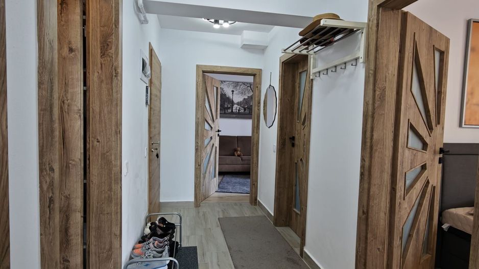 Apartament 2 camere mobilat si utilat modern str, N Labis - Poză 11