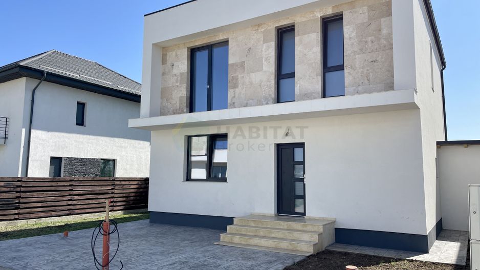 Vila individuala 5 camere Tunari - Poză 13