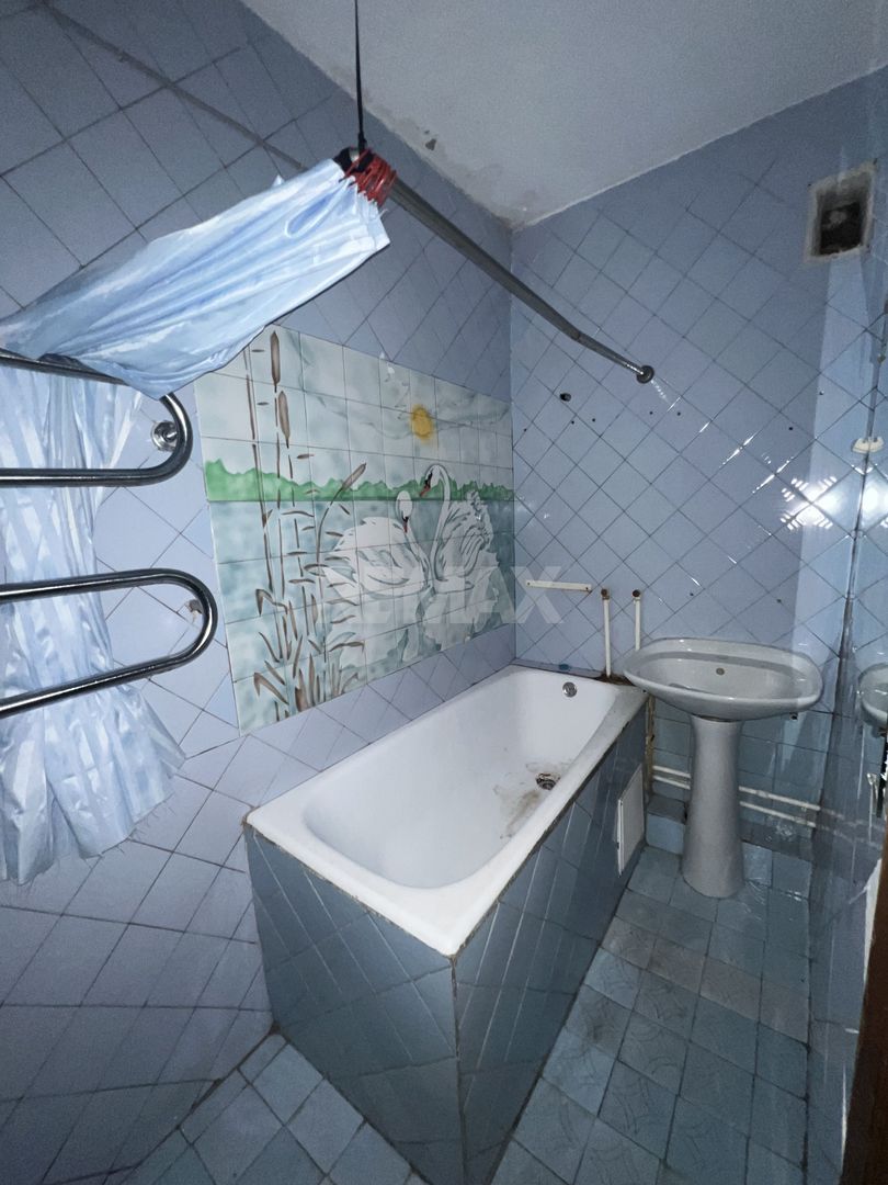 Apartament cu 3 odăi în Ialoveni - Poză 8