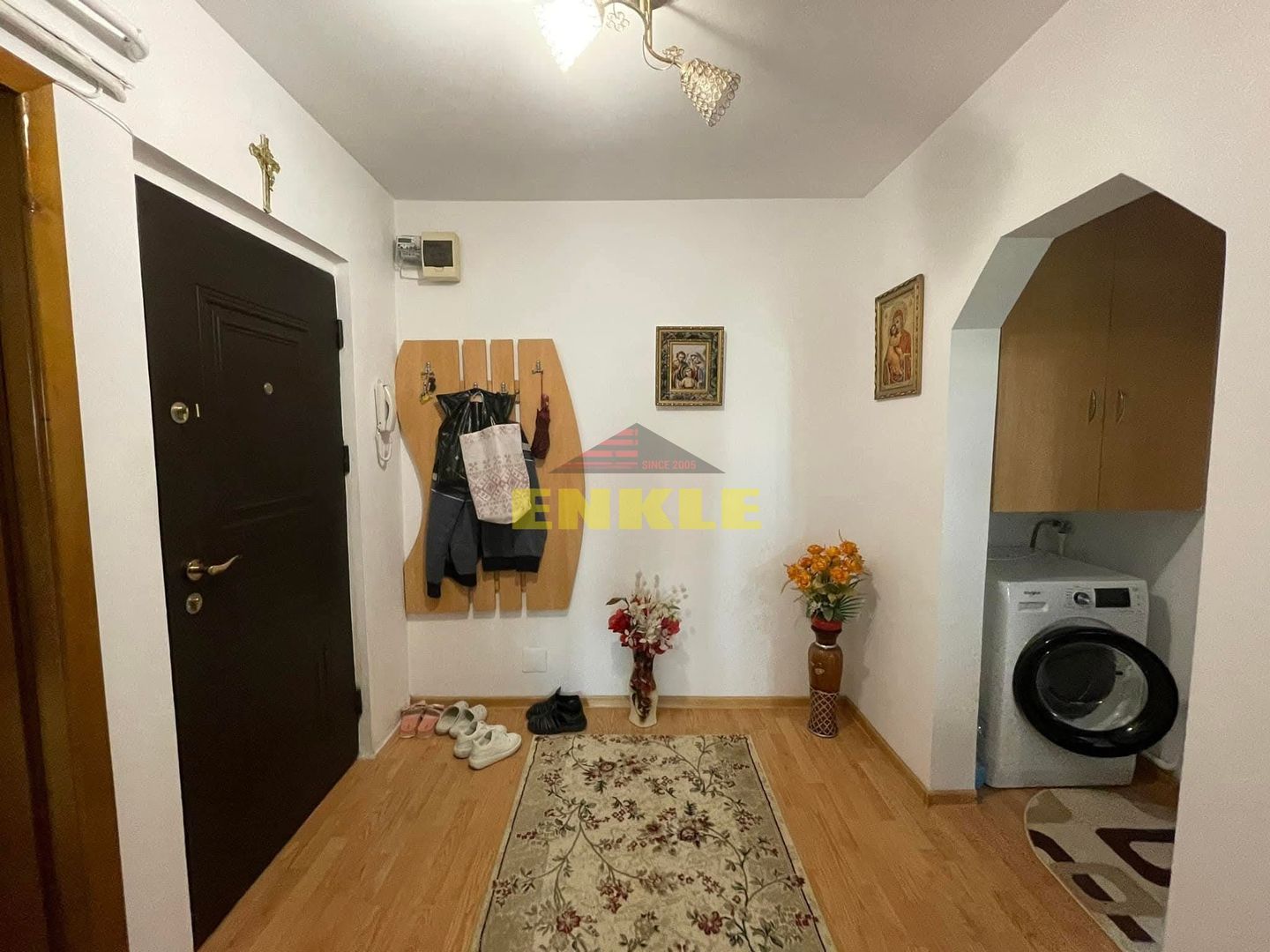 De vanzare apartament (se accepta si schimb cu casa) - Poză 3