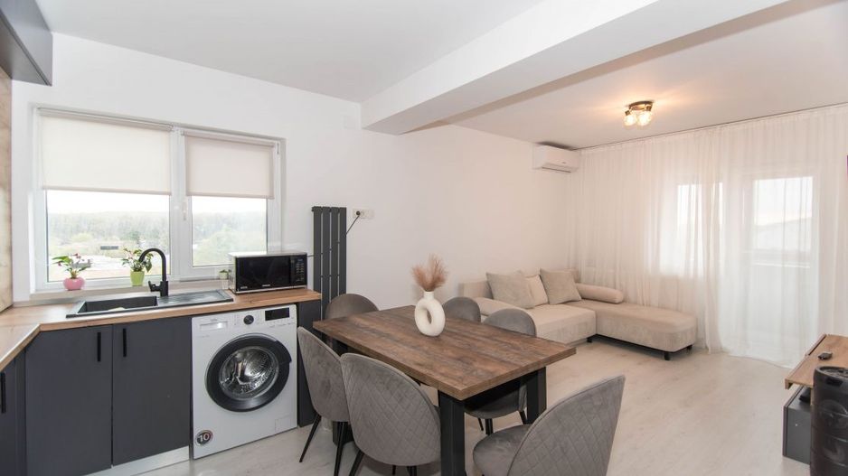Apartament 2 camere-Eremia-Pitesti-gata de mutat - Poză 1