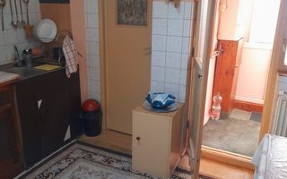 Apartament 4 camere, ultracentral, 90 mp utili, Campina, Prahova - Poză 3