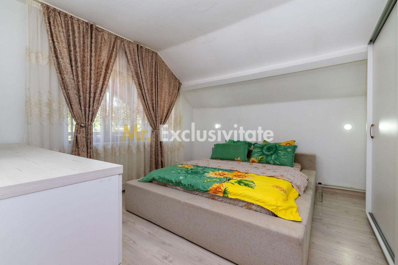Duplex 4 camere, 189 mp utili | Prundu - Poză 11