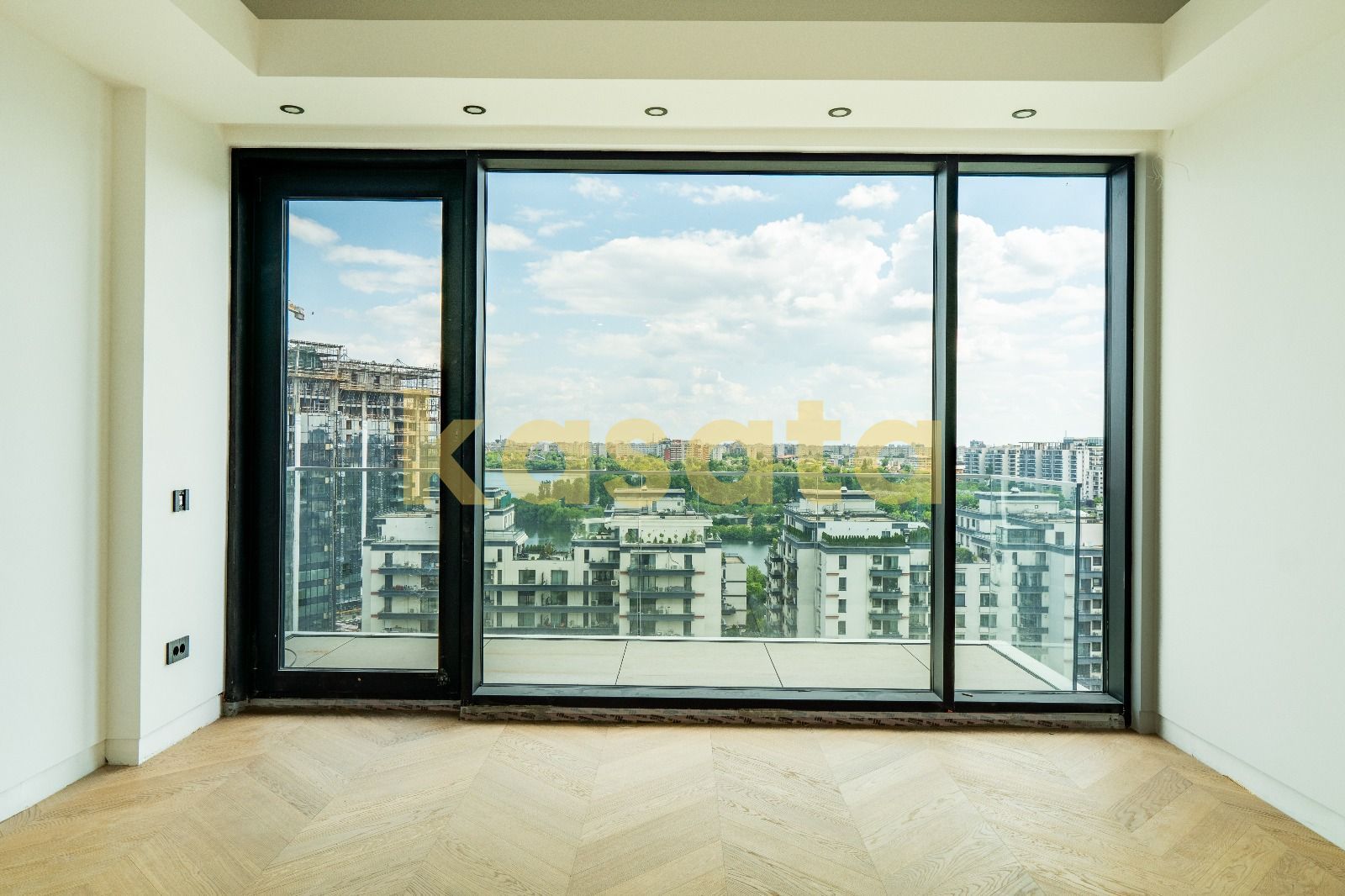 Apartament 2 camere LUX | Parcare | BHB | 249 000 + TVA - Poză 1