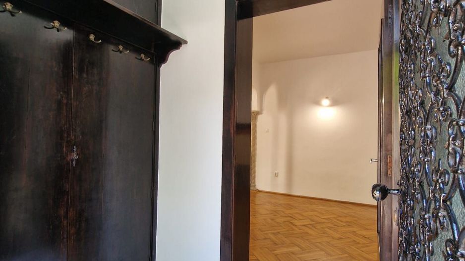 Vila 4 camere pretabila firma - Poză 24