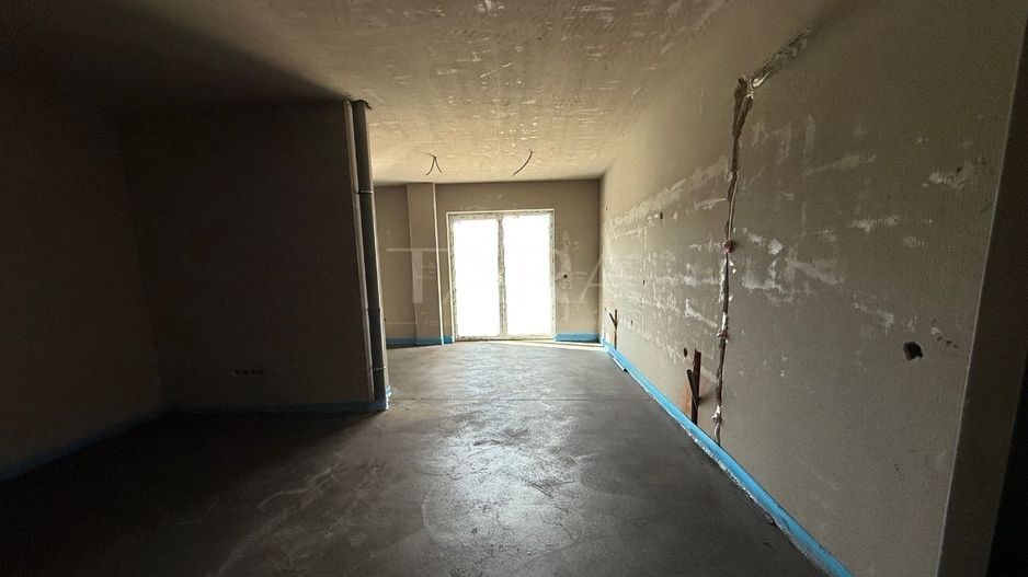 ânzare apartament cu 2 camere, într-un cartier rezidențial liniștit - Poză 2