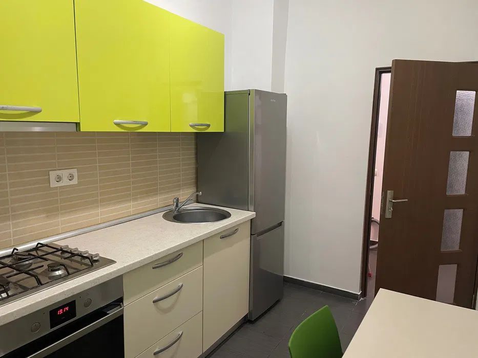 Inchiriere apartament 2 camere Plaza Parc Liniei Militari Lujerului - Poză 3