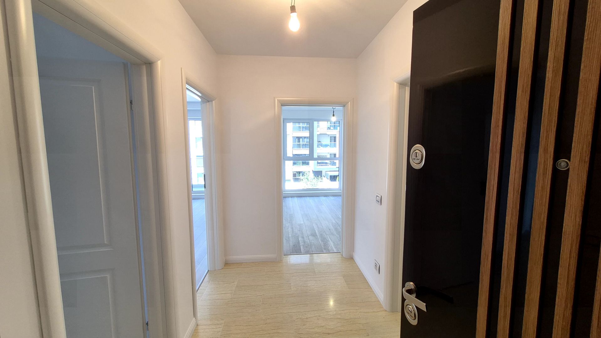 Apartament cu 2 camere 58,70 mp + loc de parcare Astorium comision 0% - Poză 4