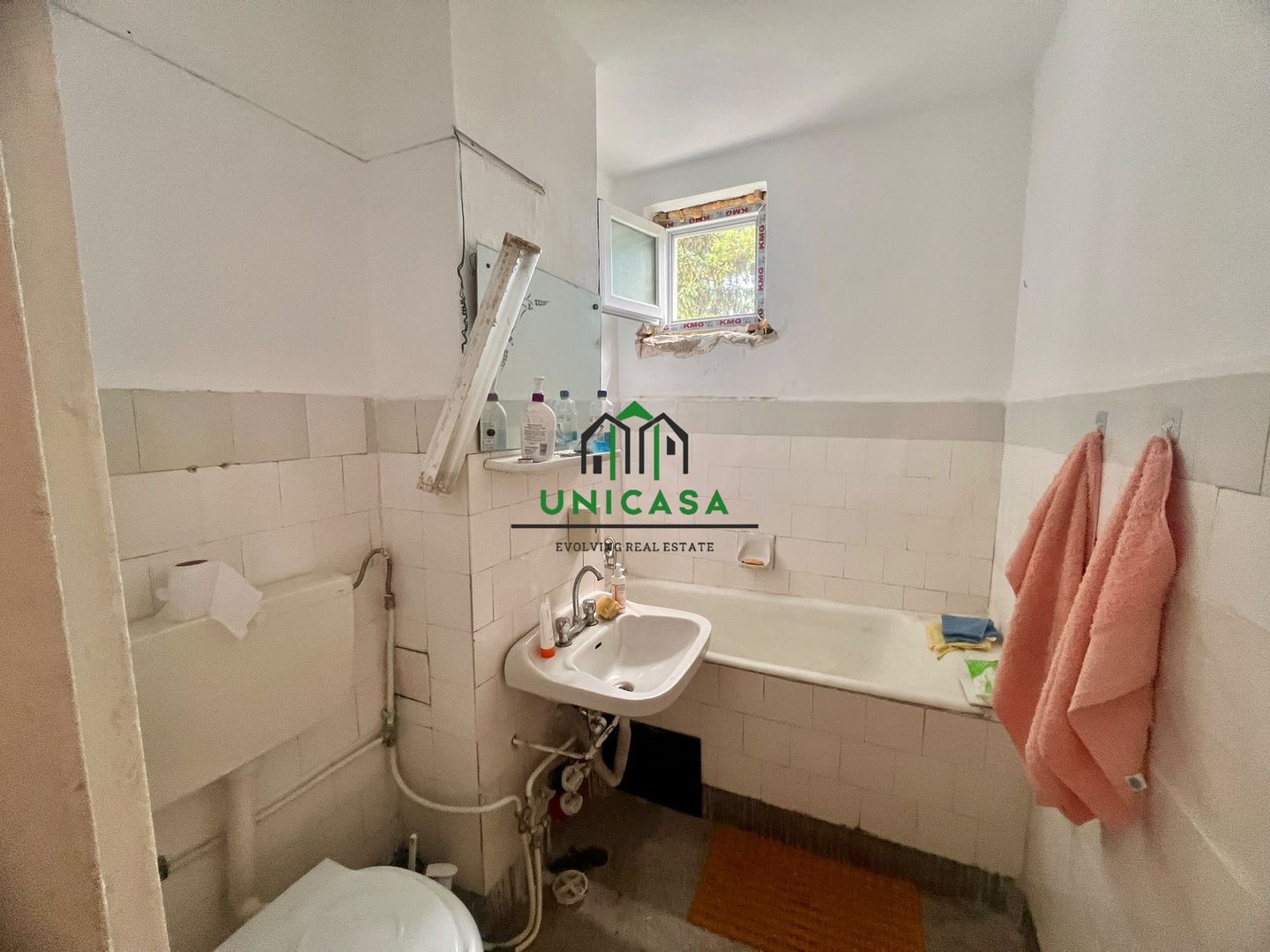 Apartament 4 camere, decomandat/Etaj 4/4 ,Zona Nord - Poză 8