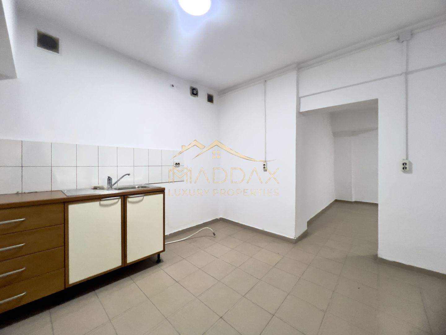 Spatiu Comercial Stradal**240mp**2 locuri parcare//Bdul Ion MIhalache - Poză 23