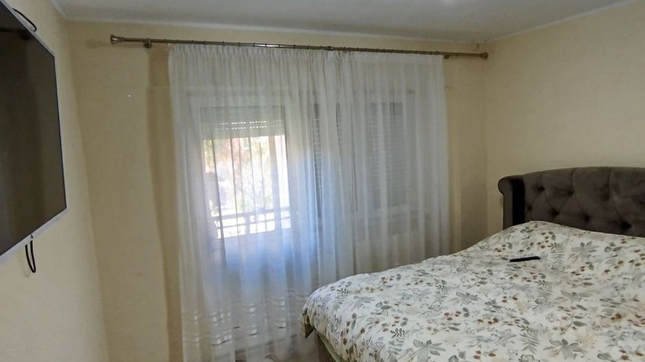 BRASADAS vinde ap 3 cam Carpați 2 etaj 1/4. - Poză 6