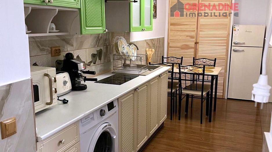 Apartament 3 camere, 2 băi, 2 bucătării - Centrul Istoric-Comision 0% - Poză 3