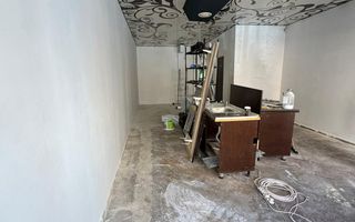 Spațiu comercial 38 mp | Vitrină stradală | Zonă cu trafic intens - Poză 2