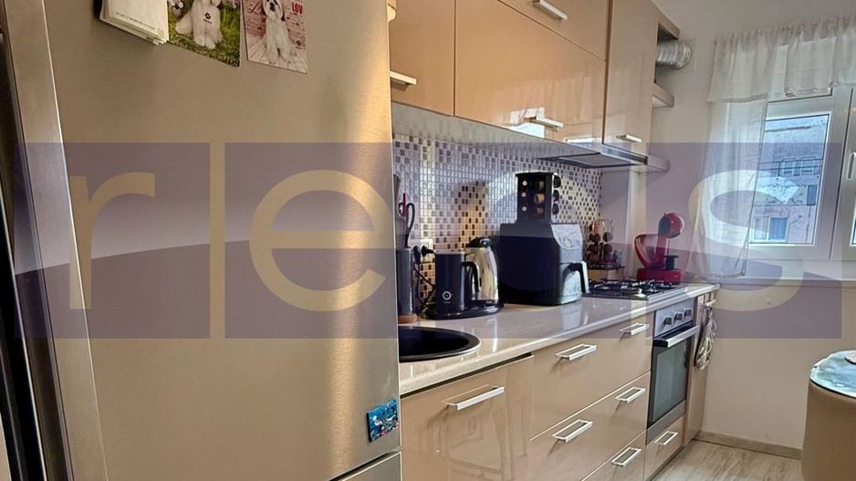 VANZARE APARTAMENT 2 CAMERE DECOMANDAT 1 DECEMBRIE 1918 TITAN BLOC 1978 - Poză 9