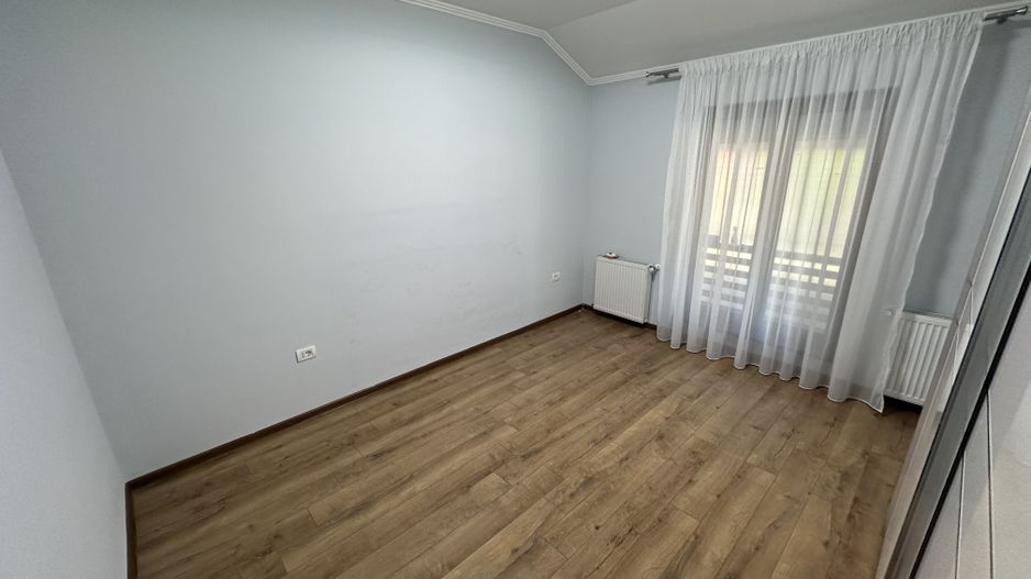 Casa parter cu carpot - Poză 21