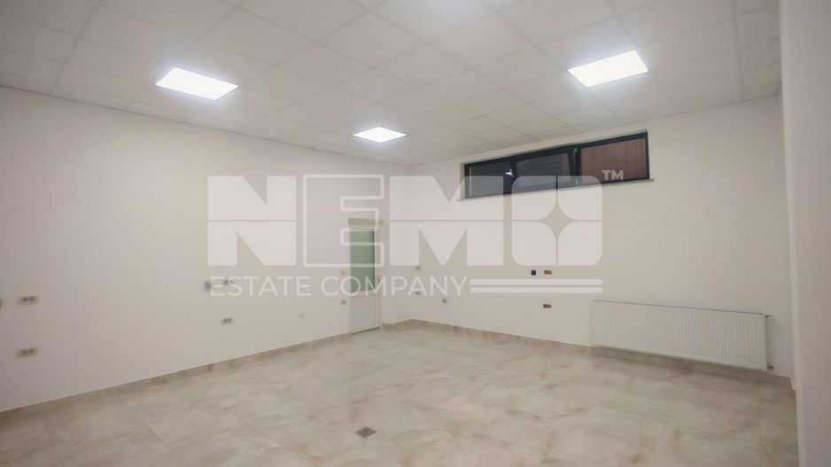 SPAȚIU COMERCIAL | 64 MP | SALA DE AȘTEPTARE - Poză 3