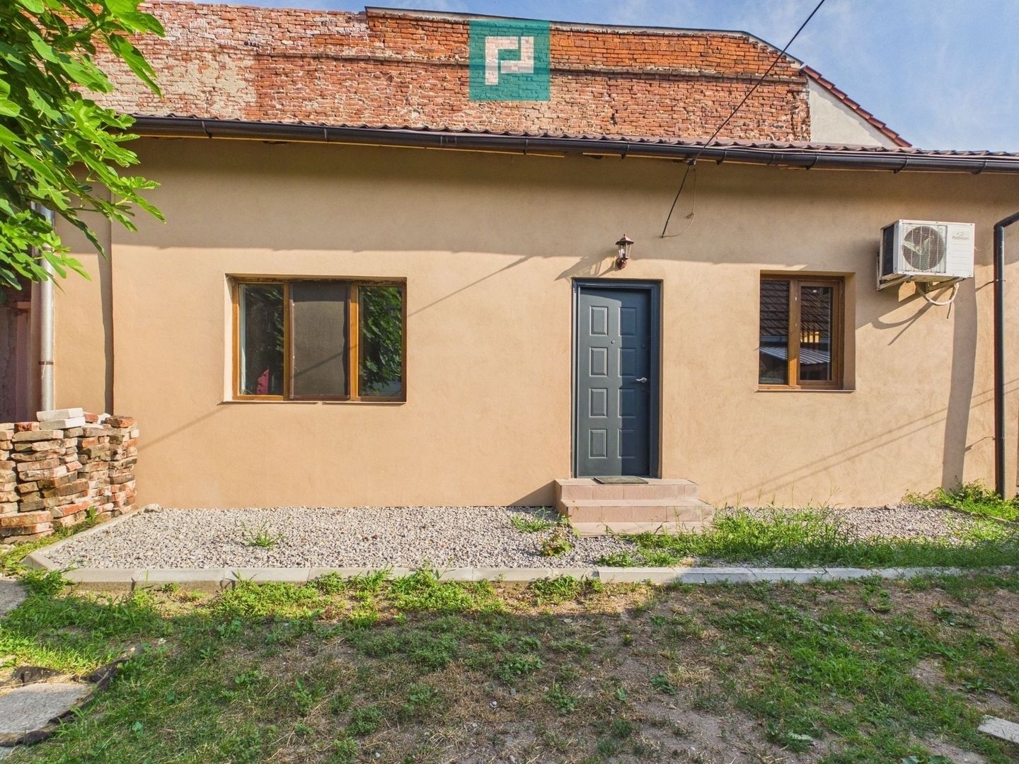 Casă renovată ultracentral | Str. Primăriei - Poză 1