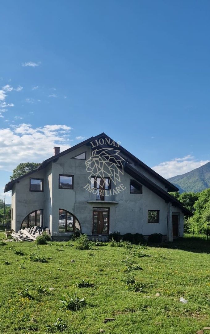 Casa 6 camere 220 mp-teren 973 mp-balcon-garaj-Prundu Bargaului - Poză 1