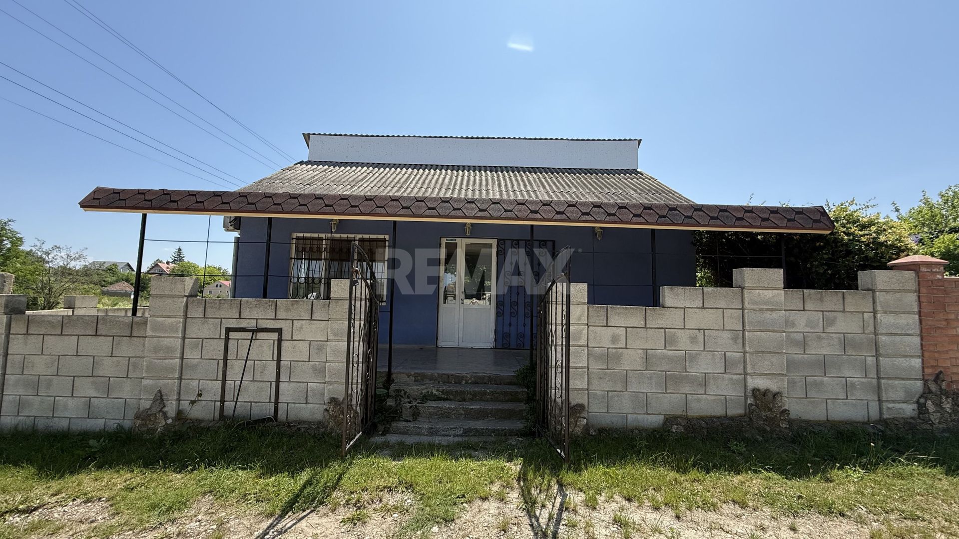 Casă de vânzare în satul Brăila, comuna Băcioi – locuință confortabilă într-un cadru liniștit și pitoresc - Poză 1