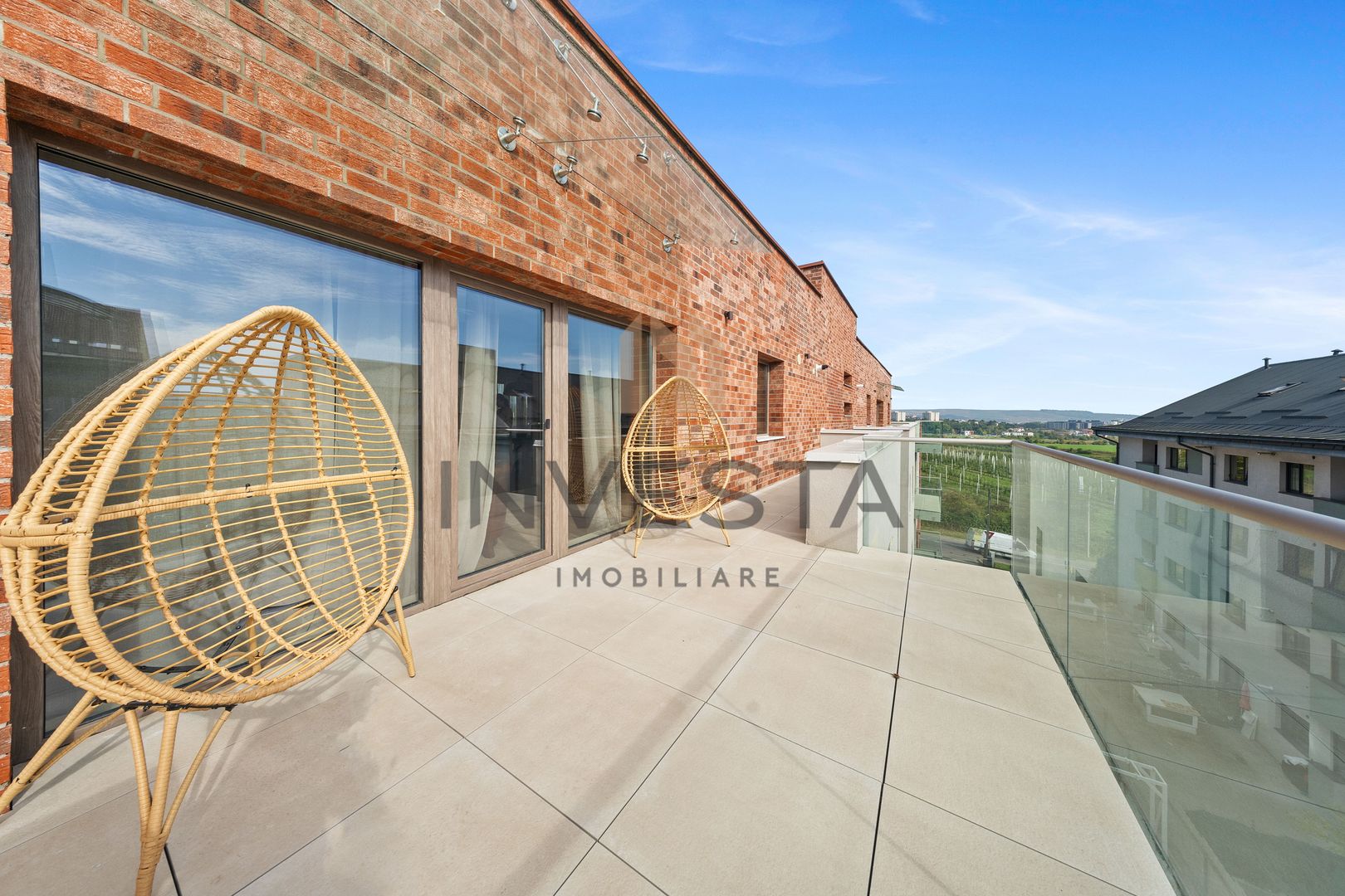 Penthouse exclusivist  cu 2 terase de 50 mp  si vedere panoramica - Poză 2