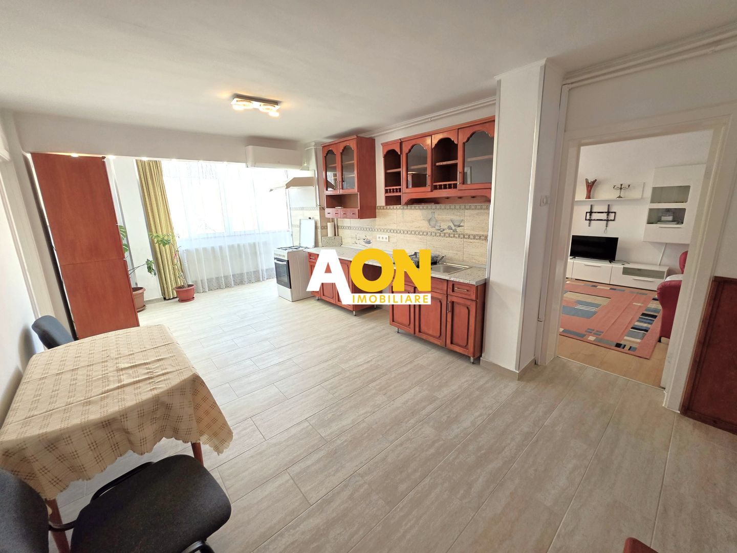 Apartament 2 camere, 60 mp utili, etaj 3, zona ultracentrala - Poză 3