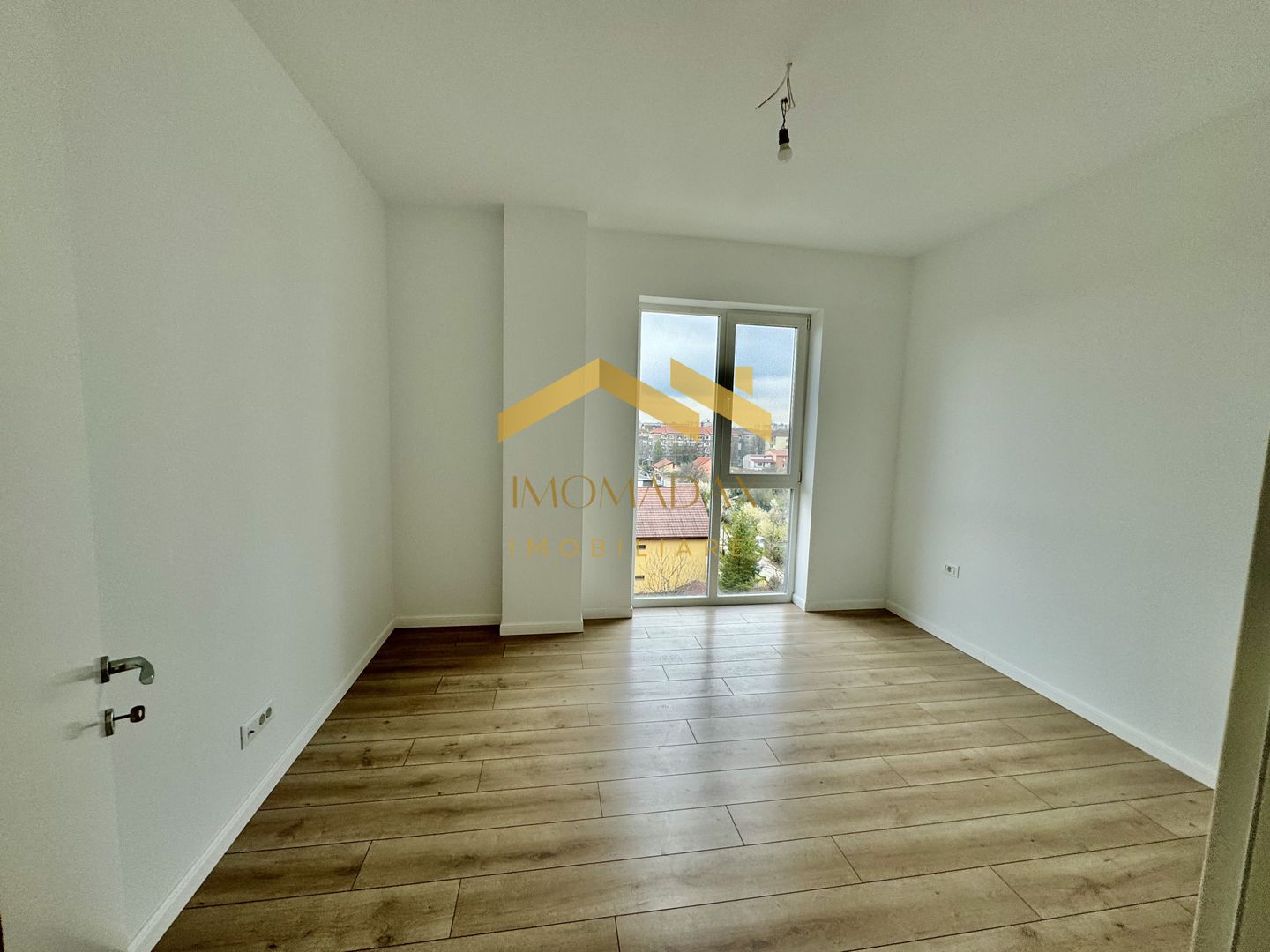 Torontalului-2 Camere-Loc de parcare - Poză 4