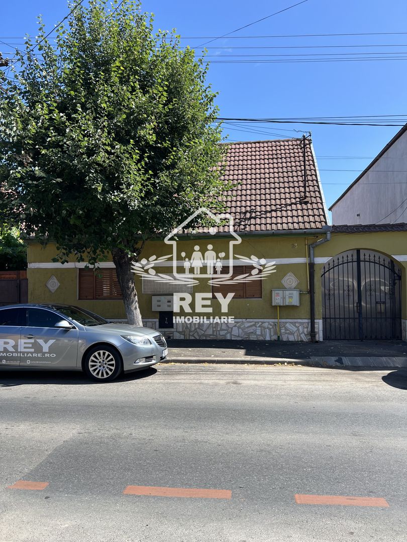 Casa singur in curte cartier Lazaret / Sibiu cu teren de 790 mp - Poză 1