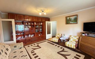 Apartament 2 camere MV1 Str. Narcisei 5 Etaj III - Carei - Poză 6