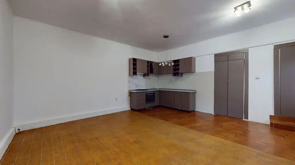 GROZAVESTI - Orhideea / Vila multifunctionala 251 mp / Teren 270 mp - Poză 53