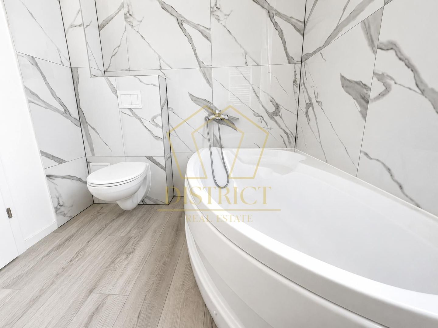 Apartament modern cu 2 camere ,balcon si curte proprie | Braytim - Poză 13