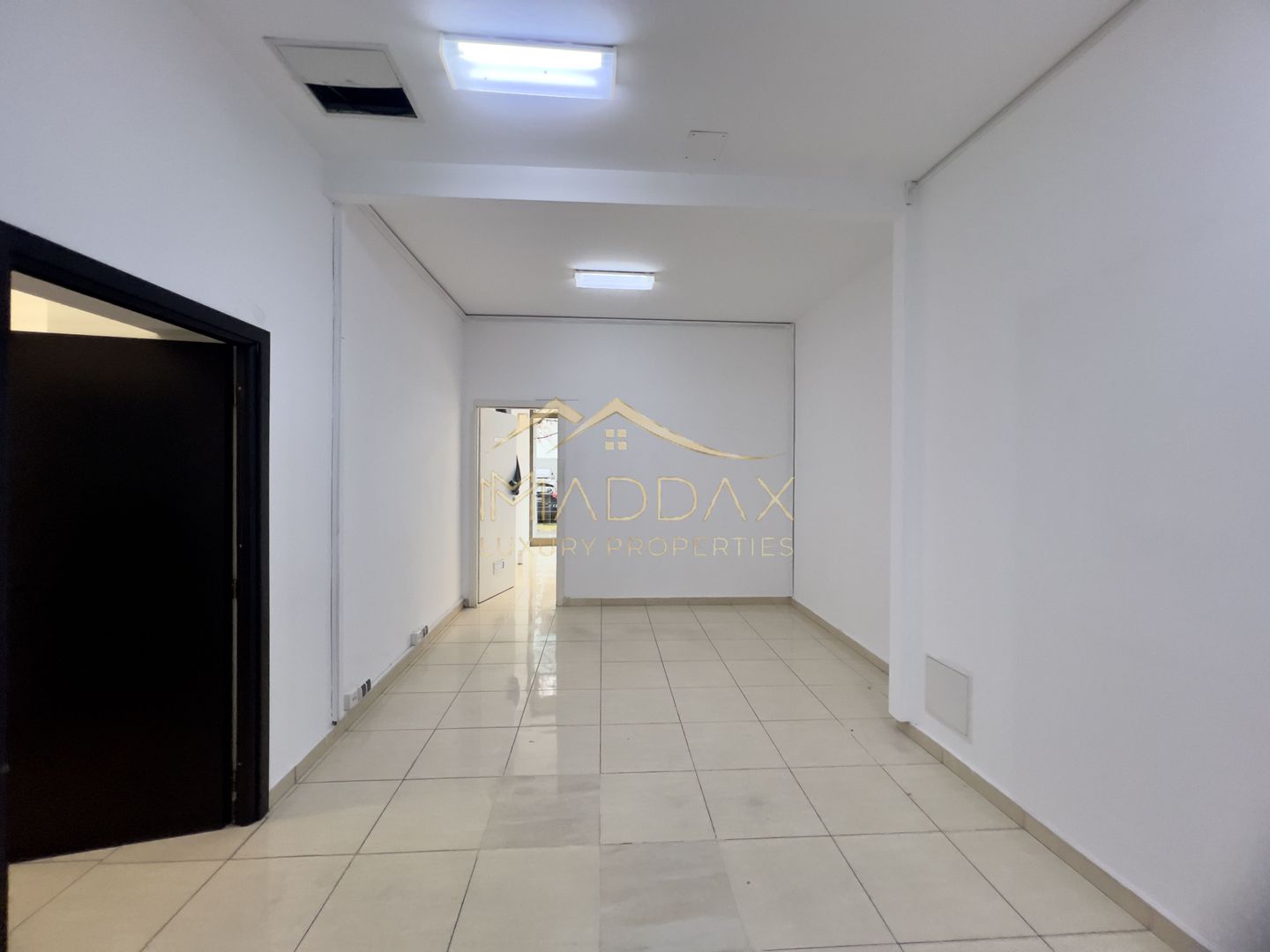 Spatiu Comercial Stradal**240mp**2 locuri parcare//Bdul Ion MIhalache - Poză 13