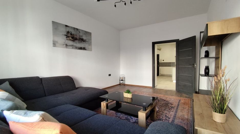Inchiriere 2 camere Premium, Pietonala Republicii, Oradea - Poză 3
