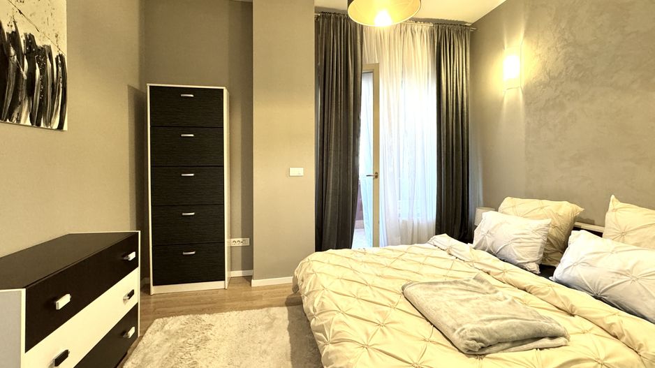 Apartament cu 4 camere, elegant si modern, in zona Centrala- Tender - Poză 12