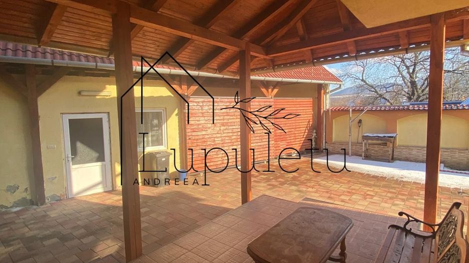 VILĂ PREMIUM DE VÂNZARE | STRADĂ PRIVATĂ | 5 CAMERE | Rasinari - Poză 20